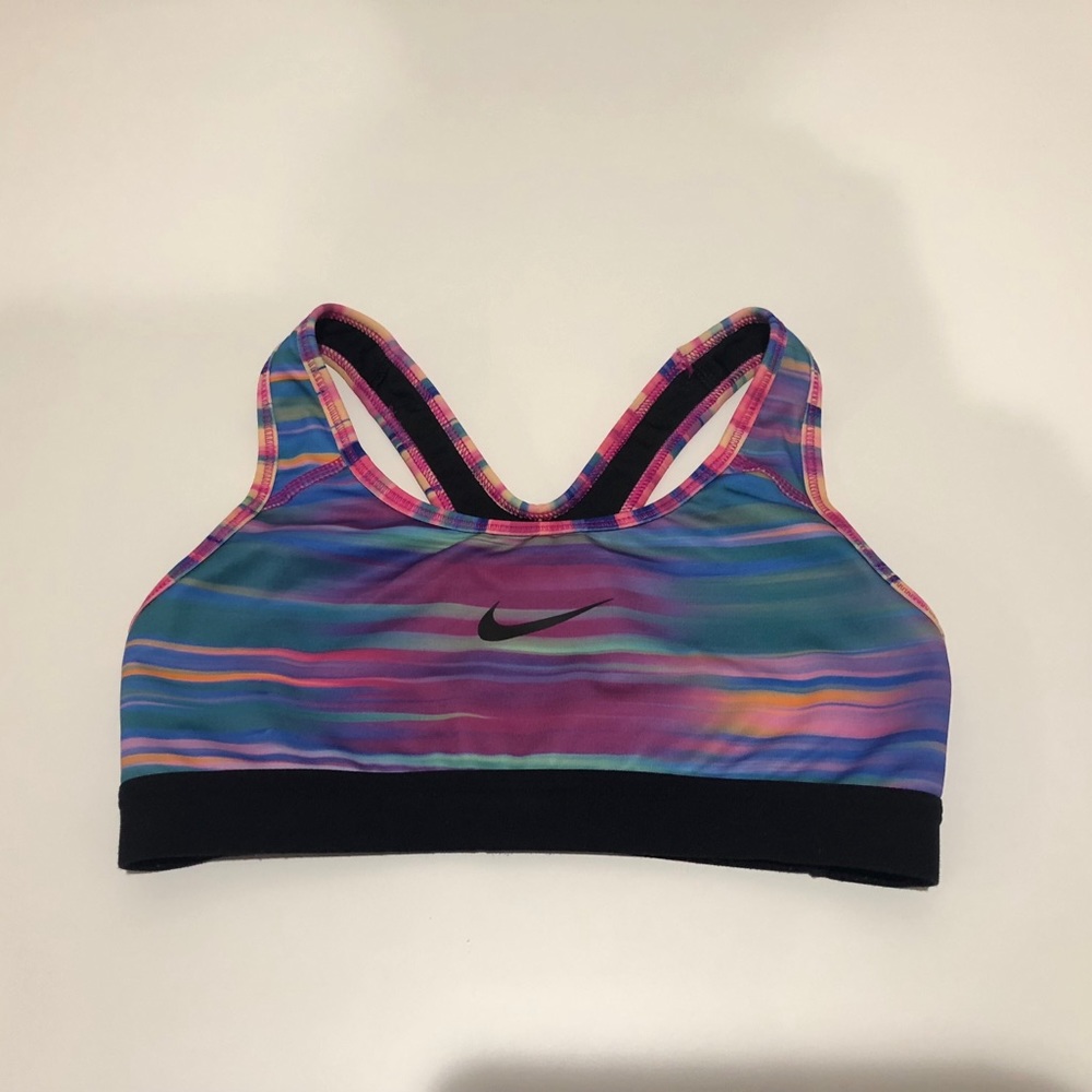 Classic strobe Nike sports bra